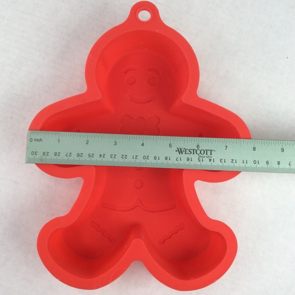 Gingerbread Man Silicone Cake Jello Mold - Picture 3 of 5